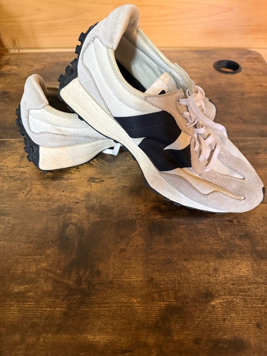 New Balance Shoes - New Balance White and Black Women's Sneakers
